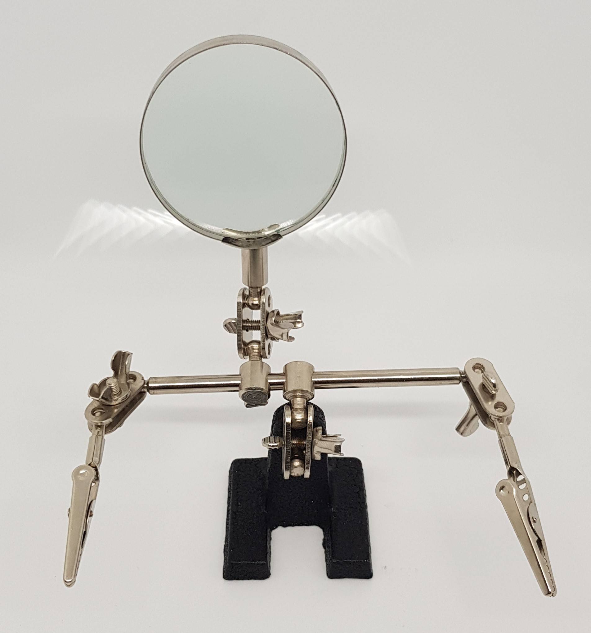 Adjustable Helping Hand with Magnifying Glass for Soldering, Jewelers
