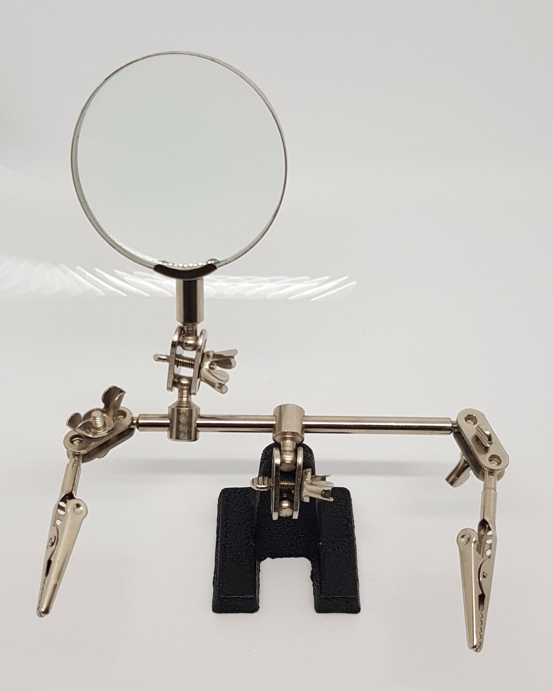 Adjustable Helping Hand with Magnifying Glass for Soldering, Jewelers