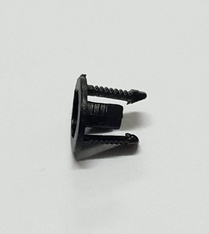 LED HOLDER, 5MM, PLASTIC, CLIP TYPE, PCB / PANEL ASSEMBLY (20 PCS / PACK)